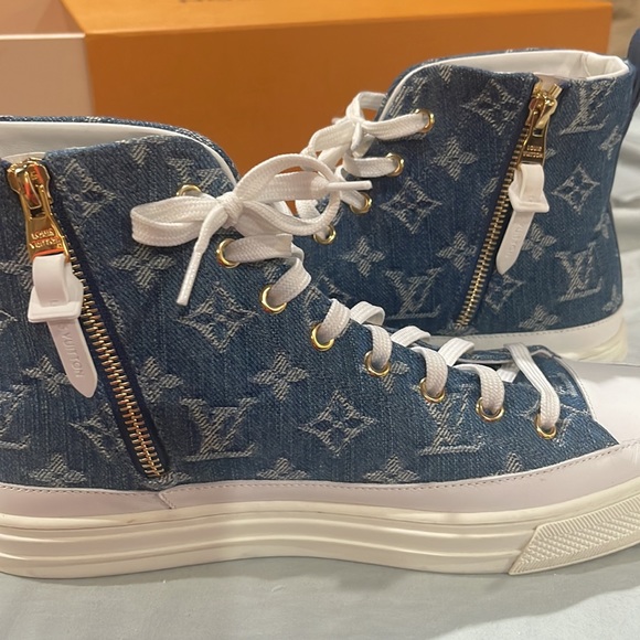 Authentic Louis Vuitton Sneakers (4 Times worn - Picture 8 of 8